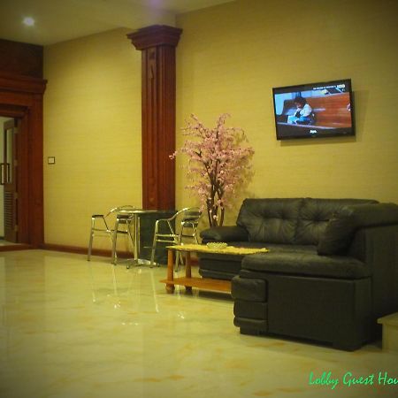 Zamrud Malioboro Hotell Yogyakarta Exteriör bild